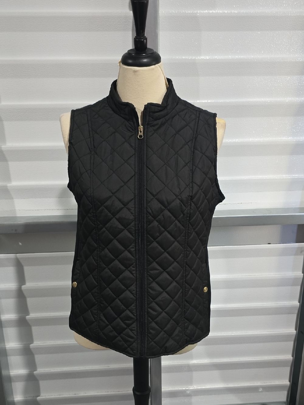 Kim Rogers Black Quilted Vest with Plaid Lining Size PM